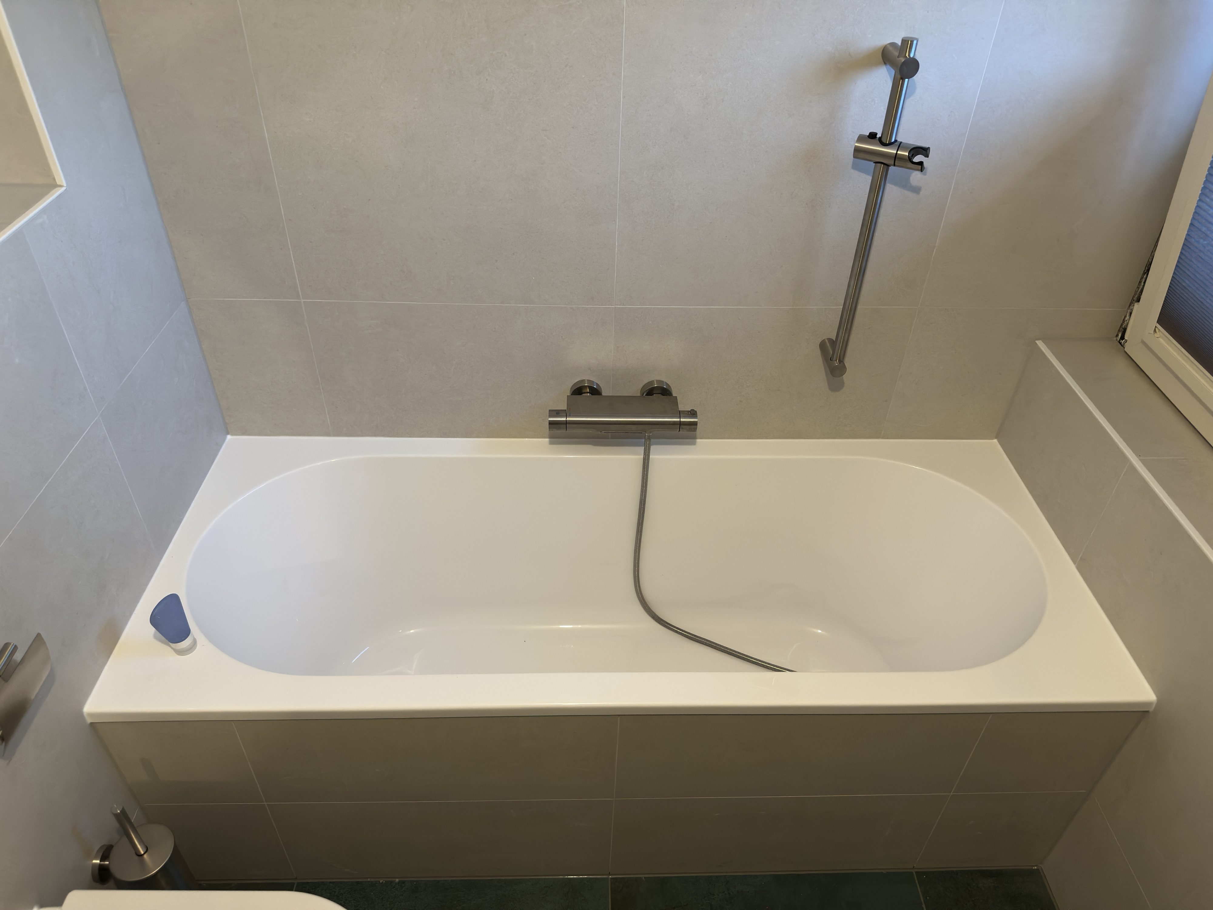 Badkamer verbouwing 36 Leusden met ligbad